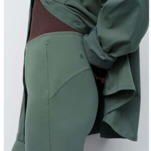 Lululemon High-Rise Flared Pant – Dark Forest – Size 4